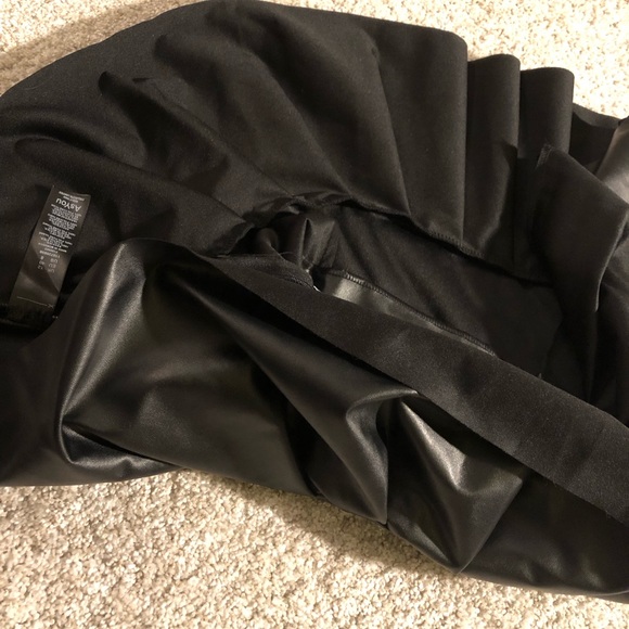 New without tag ASYOU PU buckle detail pleated skirt in black, US size 8 - Picture 9 of 11